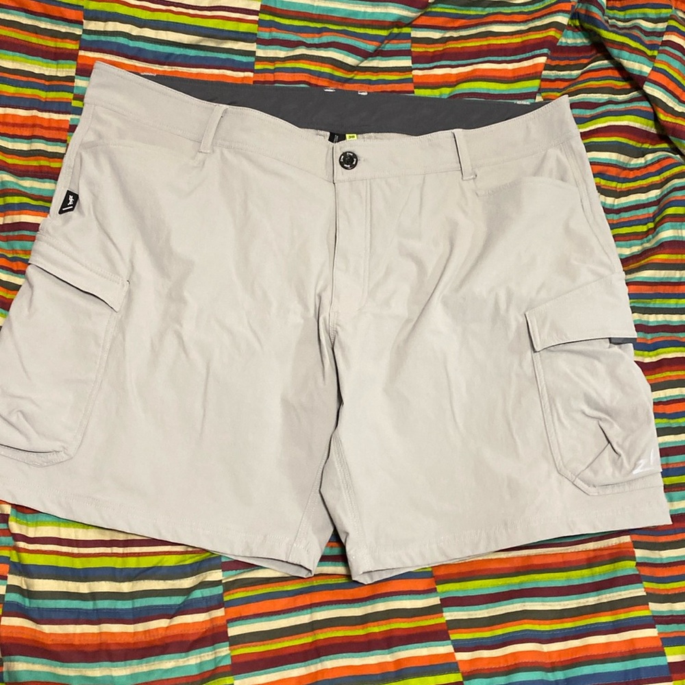 Crazy deal Zhik sailing  cargo shorts size 38 nice gray light new Condition